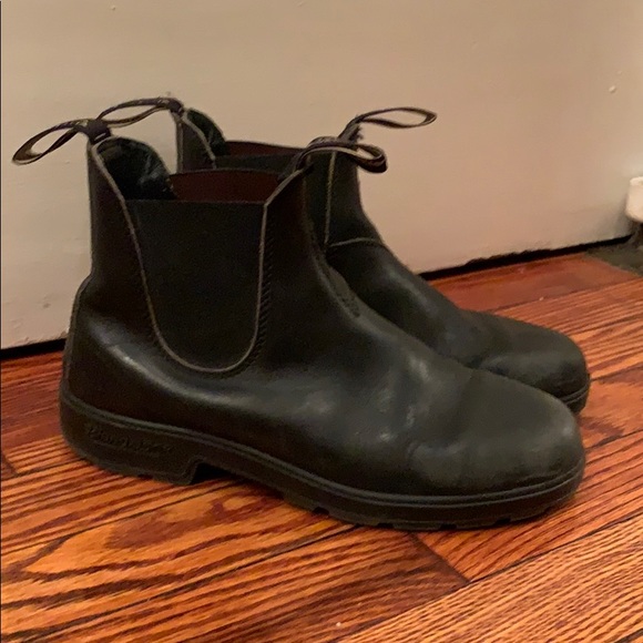 size 8 blundstones